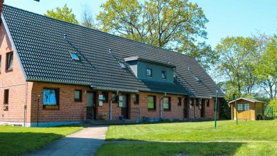 Bezug zum 15.06.25 - Schöne sanierte 1,5 Zi. Wohnung in Seelage mit Seeblick und EBK