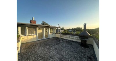 Über den Dächern von Frohnau! lichtdurchflutete Maisonette mit großer Dachterrasse