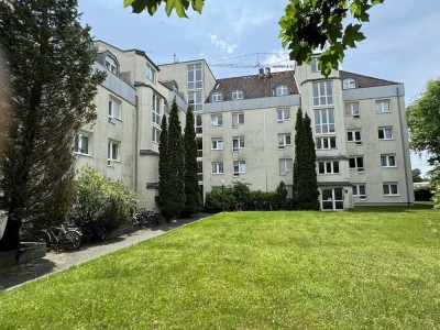 München Moosach
großes Apartment mit Balkon