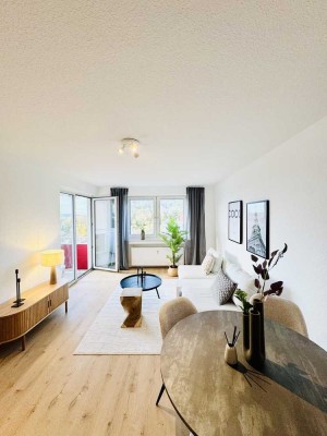 Für Jung & Alt: Frisch sanierte 3-Zimmer Wohnung mit Loggia * Aufzug * Barrierearm * Energieklasse E