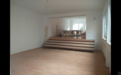 Schöne helle citynahe Loft-Wohnung in Ulm, EBK, große Terrasse, Stellplatz