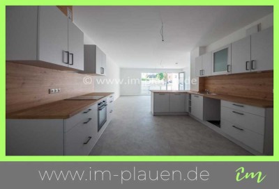 EBK, Glasfaser DSL - 1.OG Aufzug - Fußbodenheizung - Neubau, Carport, Fußbodenheizung, Vinyl, Balkon