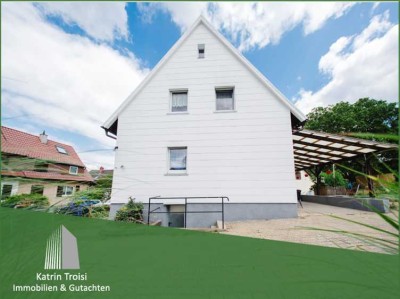 Doppelhaushälfte mit schönem Garten in Büchenbronn!