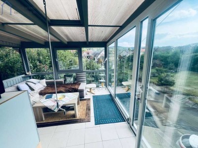 Saniertes Einfamilienhaus mit traumhaftem Wintergarten