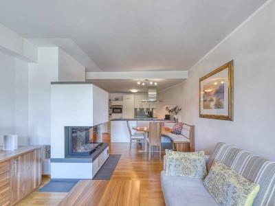 Möblierte 2-Zimmer-Wohnung mit Südwestbalkon und Tiefgaragenstellplatz