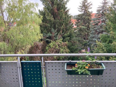 Schicke Eigentumswohnung mit 2 Zimmer, Küche, Bad und Balkon!