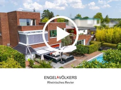 Großzügiges Architektenhaus: Repräsentatives Wohnen mit unverbaubarem Fernblick und Pool
