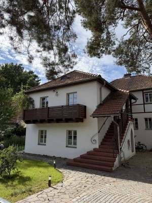 Fully furnished 2 Room Apartment for Rent, available immediately. First Floor.
