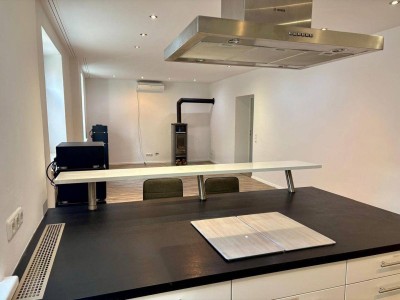 Maisonettewohnung mit Hauscharakter, Garten, Terrasse &amp; Carport in Wels