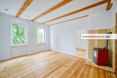 IMMOBERLIN.DE - Attraktive Lage! Zwei charaktervolle Wohnungen u.a. mit Garten
