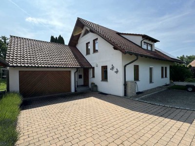 Einfamilienhaus sucht Familie, Massivbau, Wärmepumpe