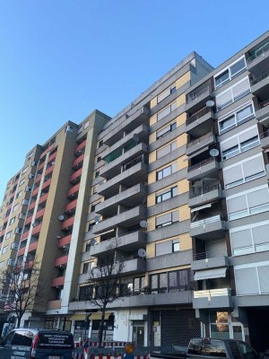 Zentrale 2-Zimmer-Wohnung mit Entwicklungspotenzial
