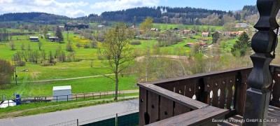 4,2 % Rendite! Haus mit 4 Wohneinheiten in traumhafter Aussichtslage von St. Englmar zu verkaufen!