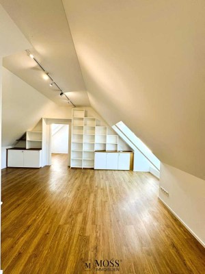 Helle, gut ausgestattete Maisonette-Wohnung mit Dachterrasse und TG-Stellplatz in zentraler Lage!