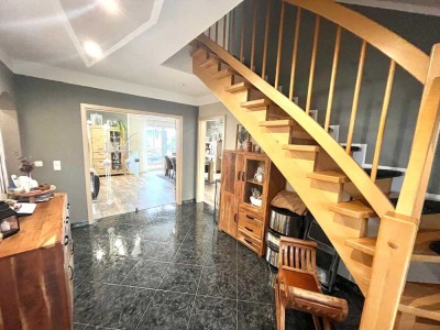 sehr gepflegtes Einfamilienhaus mit Garage und Carport in Hepberg, 4 Zimmer