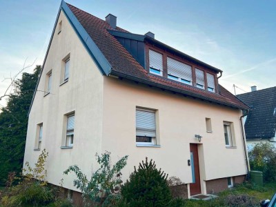 Schönes Einfamilienhaus mit tollem Garten in Linsenhofen bei Nürtingen zu vermieten