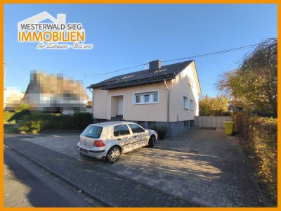 Modernisiertes und direkt bezugsfertiges Wohnhaus mit ebenem Grundstück zu verkaufen!