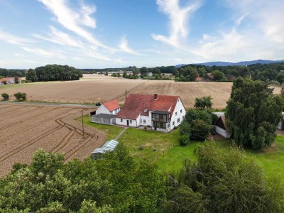 Viel Platz für autarkes Leben: Landhaus mit großem Grundstück in Preußisch Oldendorf
