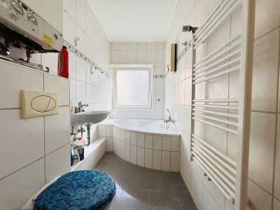 Geräumige 2-Raumwhg. mit Balkon im 1.OG - & Gas-Ethzg.