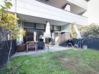 Maisonetten - Wohnung mit GARTEN und Loggia - 2 Garagenstellplätze - Wohnen wie in einem Haus!