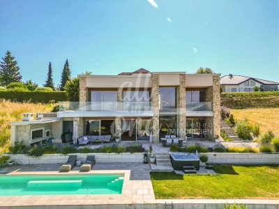 Exklusive Villa mit Wörthersee- und Stadtblick am Radsberg– Luxuswohnen auf höchstem Niveau