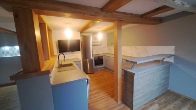 Sanierte 3 ½ Zimmerwohnung, Einbauküche, modernes Bad, Wanne u. Dusche