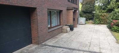 2-Zimmer-Souterrain-Wohnung mit Terrasse