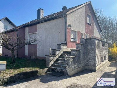 Platz für Ideen – Einfamilienhaus mit Einliegerwohnung in Waldrandlage von Balve-Beckum