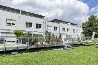 Work. Live. Enjoy. – Großzügiges RMH mit Dachterrasse