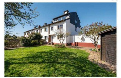 PURE - Raumwunder als saniertes Reiheneckhaus mit großzügigem Gartengrundstück in Pulheim