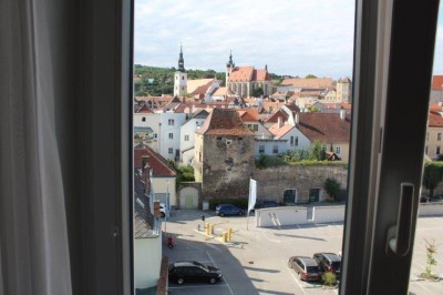 3-ZIMMER-EIGENTUMSWOHNUNG MIT BALKON IM HERZEN VON KREMS