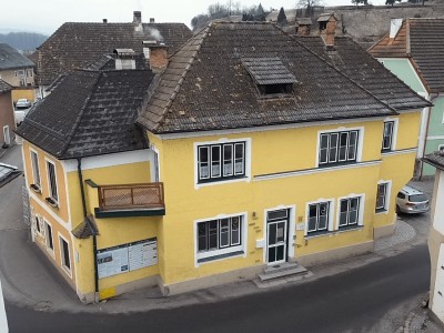 Traditionelles Markthaus in Emmersdorf erwerbar - willkommen am Beginn der Wachau!