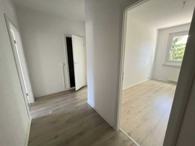 Schöne 4-Zimmer-Wohnung mit Balkon im 1.Obergeschoss