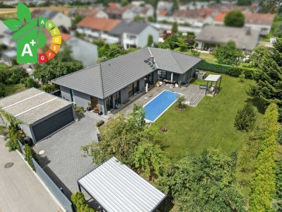 Traumhaftes Einfamilienhaus / Bungalow in Neu-Ulm/Pfuhl –  mit Wellnessoase und Top-Ausstattung