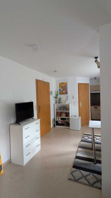 Ansprechende 1-Zimmer-Wohnung mit EBK in Ulmer Straße, Stuttgart
