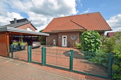Hude: Kurzfristig bezugsfreie Zweizimmer-Erdgeschoss-Eigentumswohnung mit Carportstellplatz, TOP-...