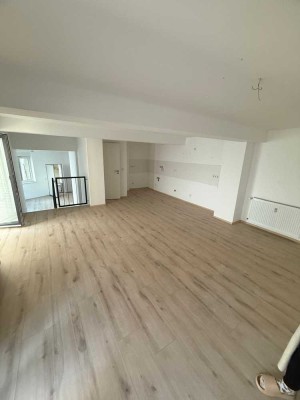 NEUER KAUFPREIS - Modernisierte EG-Wohnung mit Balkon und PKW-Stellplatz in Herne-City