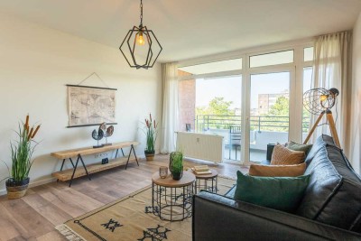 Sanierte 2-Zimmerwohnung, EBK, Balkon, Tiefgarage