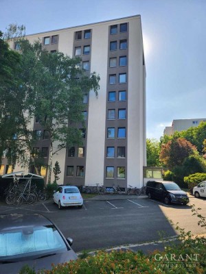 1 Zimmer-Wohnung mit Fahrstuhl und Stellplatz!