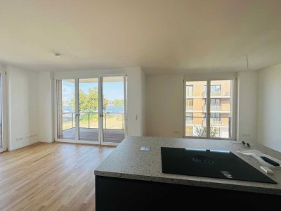 Moderne 2-Zim­mer-Woh­nung mit Wasserblick, Balkon, Einbauküche direkt an der Dahme