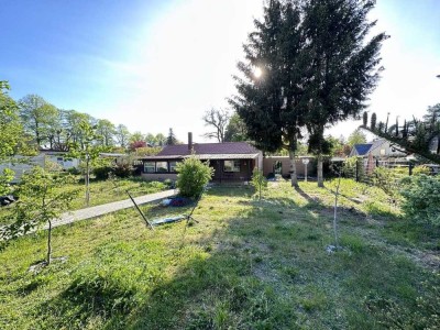 Ruhig vermietet – Bungalow mit Charme und großem Grundstück in Toplage von Hohen Neuendorf