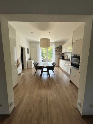 Helle & hochwertig sanierte 3-Zimmer-Wohnung mit Balkon in Solingen-Mitte