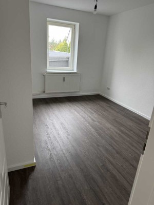 Erstbezug nach Sanierung: Helle 2-Zimmer-Wohnung in Osnabrück-Haste