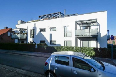 Baujahr 2015 - Altersgerechte 3 Zimmer mit Terrasse, Garten & Carport