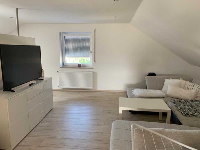 Geräumige Wohnung mit zwei Zimmern zur Miete in Karlskron - NK Pauschale inkl. Strom