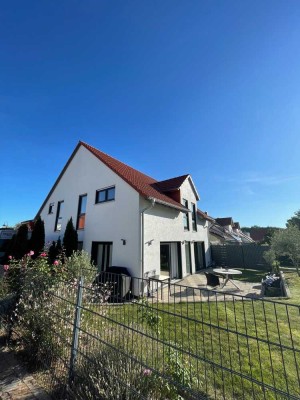 Schöne und sehr helle 5-Zimmer-Doppelhaushälfte in Bad Dürkheim / Leistadt