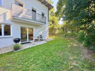 Grüne Oase mit toller Infrastruktur I großzügiger Garten + Balkon I geräumige Zimmer I 2 Bäder I Alarmanlage I