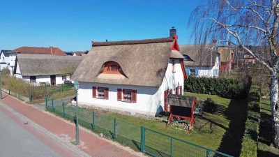 Charmantes Reetdachhaus in Koserow – Ideal zur Eigennutzung oder Ferienvermietung