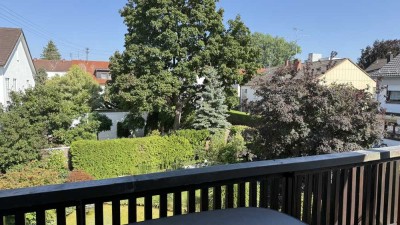 Gersthofen - 4 ZKB mit Einbauküche, Balkon in zentraler, ruhiger Lage ca. 100 qm