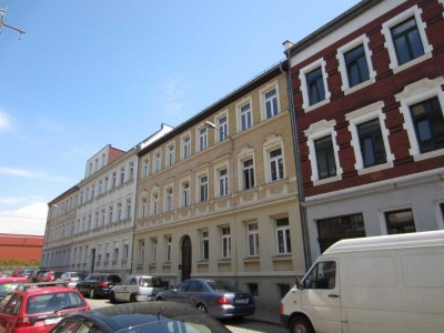 2,5-RW * ruhige Seitenstraße * nahe DHL/Porsche* toller Schnitt